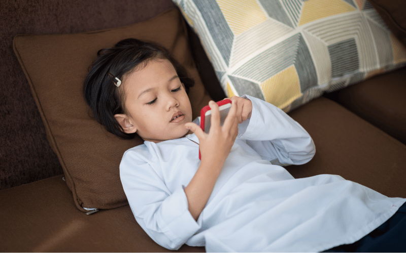 Screen Time and Wellness: Striking the Right Balance for Your Child