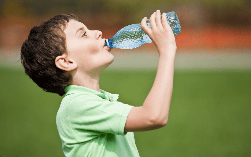 Hydration Heroes: The Importance of Water in Your Child’s Diet