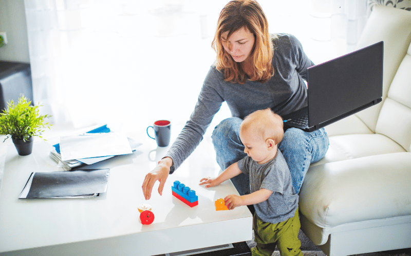 The Modern Parent: Balancing Traditional Values and Contemporary Challenges